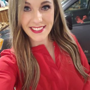 Meet your Posher, Jaclyn